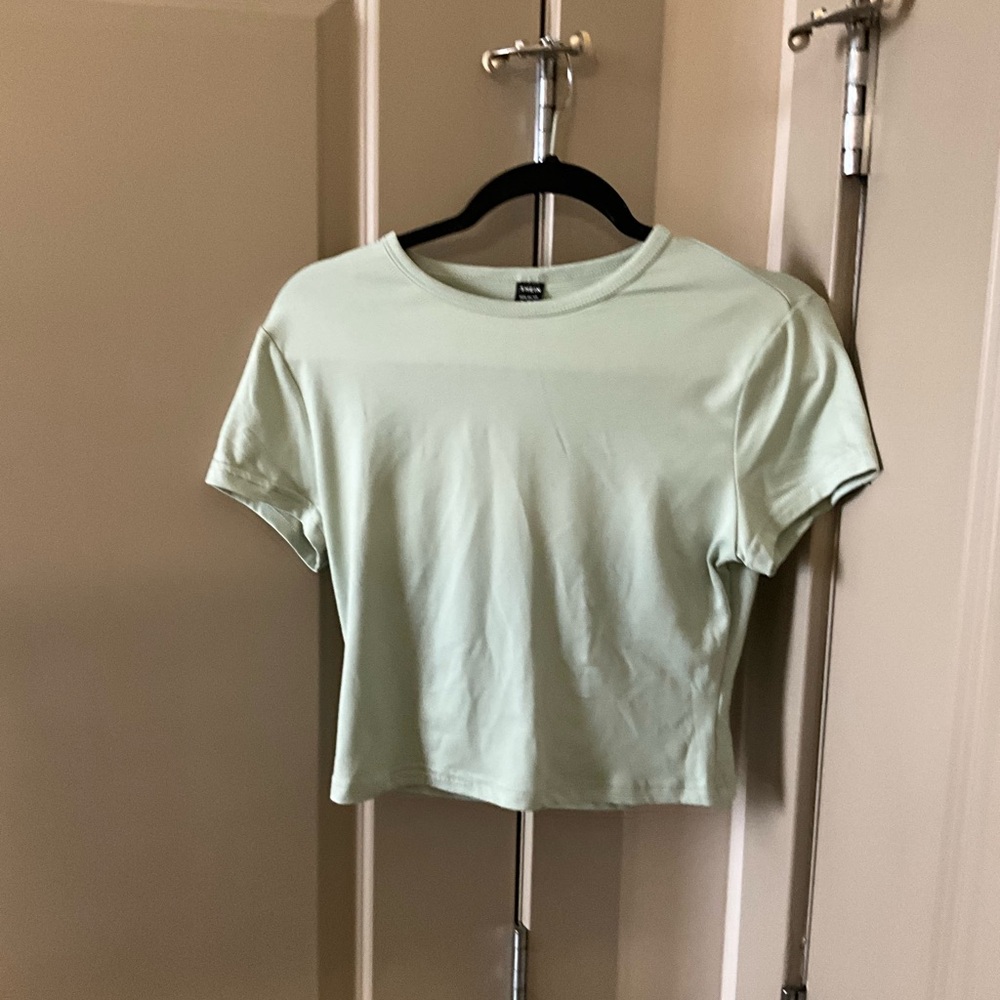 SHEIN Mint Green Cropped T-Shirt